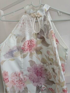 NWOT Beth and Brian floral qipao size small